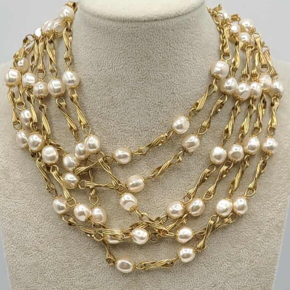 J Crew 12 Strands of Faux Pearls Gold Tone Link Necklace - Picture 13 of 13